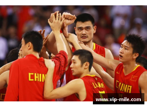 米乐mile官方网站姚明在中国篮协全国青少年篮球大赛上助阵，鼓舞年轻球员们